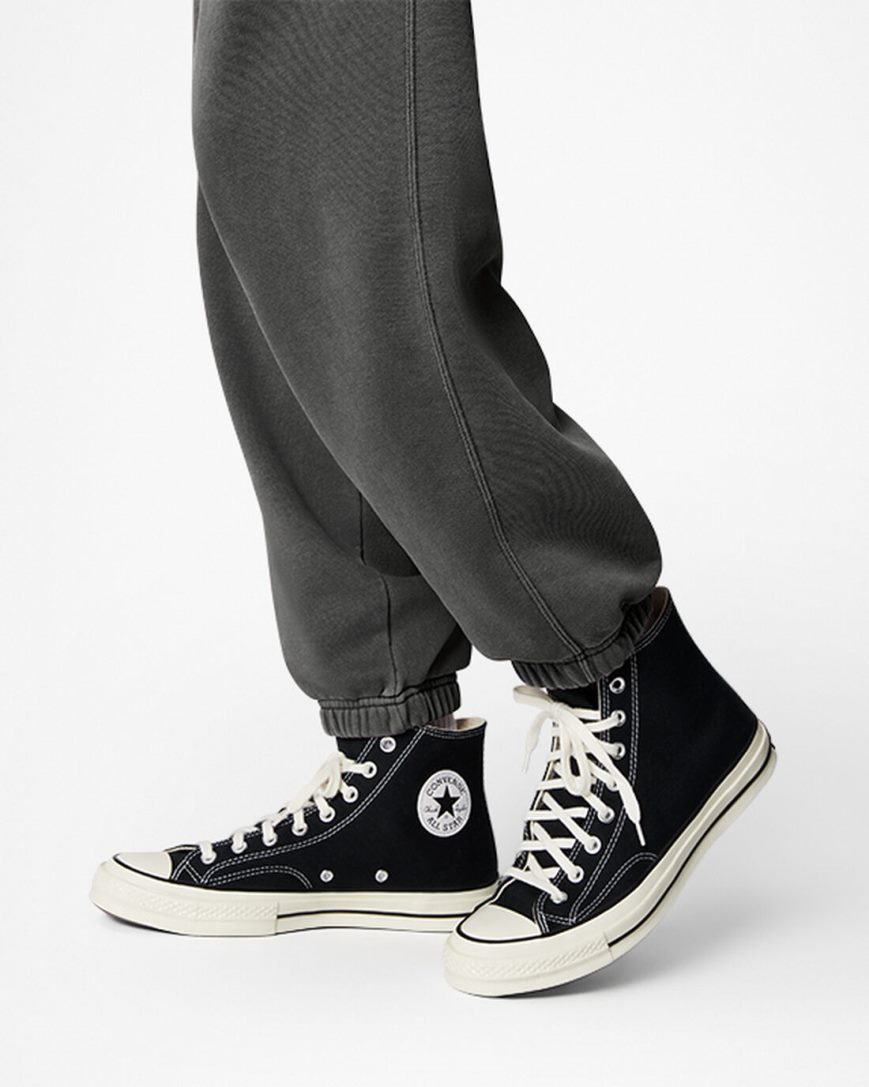 Calça De Moletom Converse Go-To Chuck Taylor Sneaker Patch Loose Fit Masculino Pretas | PT X094085